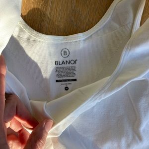 Blanqi nursing pull down tank size medium